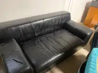 Free leather couch / free 