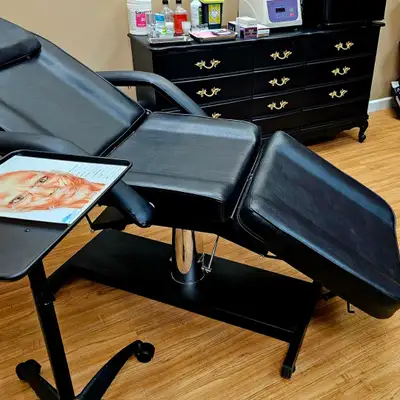 Black tattoo/esthetics bed, View more