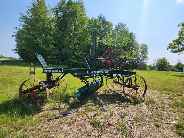 Old St.Andrews Town Grader in Other in Fredericton - Image 4