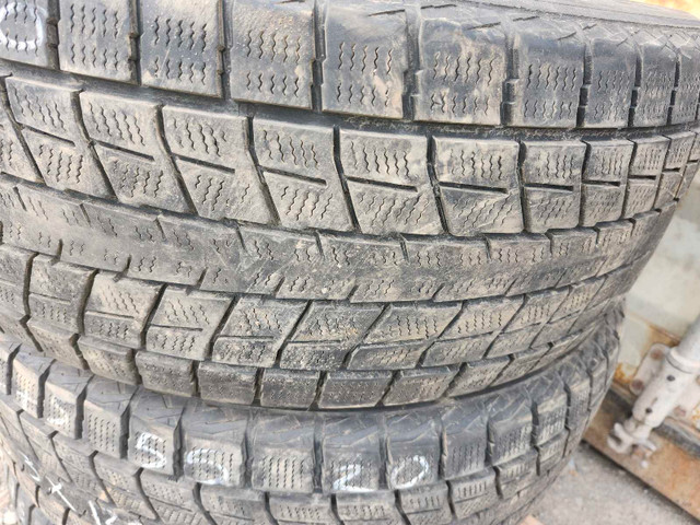 3x 275/55R20 Dunlop Wintermaxx Sj8  dans Pneus et jantes  à Laval/Rive Nord - Image 2