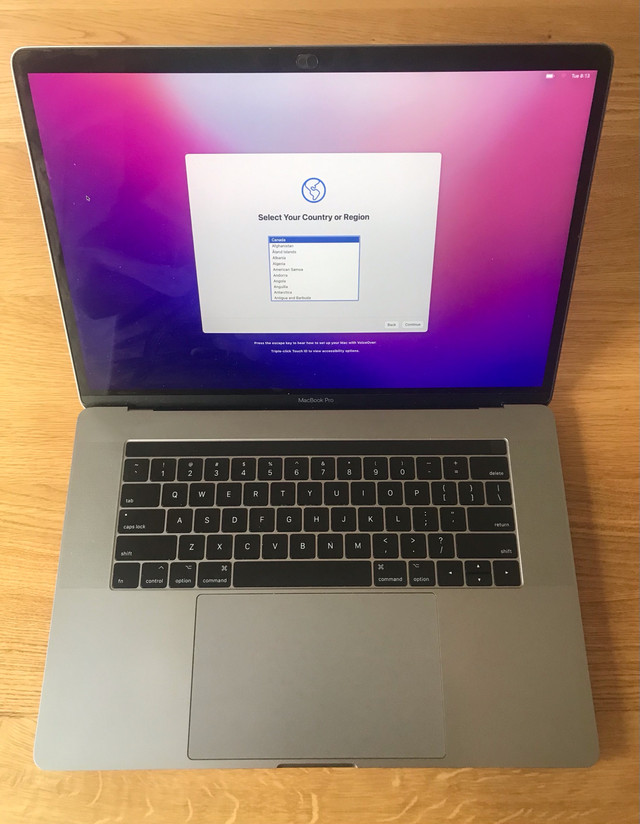 2016 MacBook Pro Excellent Condition w/ 1TB SSD! in Laptops in Edmonton - Image 2