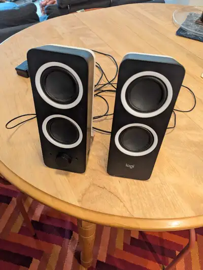 Logitech Z200 Desk Speakers, View more