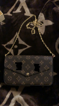 designer chain strap purse 