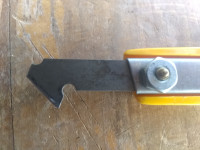 Vintage Olfa P cutter 450 with extra blades.