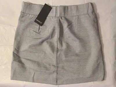 Please check out my other ads. All sales are final.
