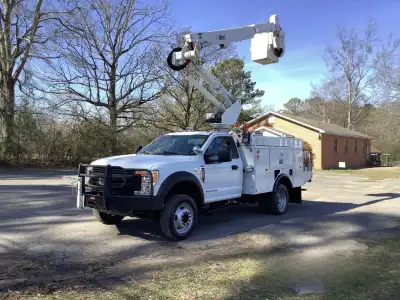 2017 Ford F550 Altec AT37G 124,000 Miles Automatic Telescopic Articulating Automatic 42ft working he...