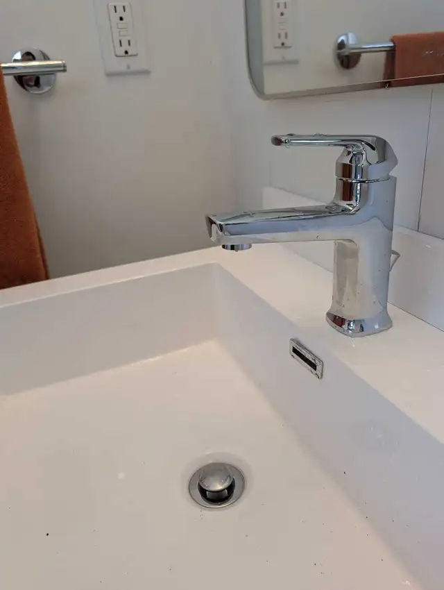 Plumber, Commercial and residential Plumbing in Plumbing in Markham / York Region - Image 3