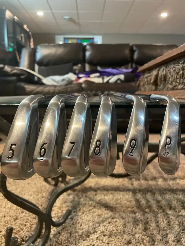 Titleist 620 forged irons in Golf in Regina - Image 2
