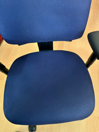 STEELCASE ergonomic desk chair, dark blue, LIKE NEW
