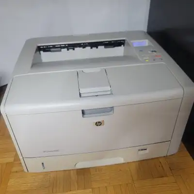 HP LaserJet 5200 11"x17" + a NEW extra Toner Cartridge, View more