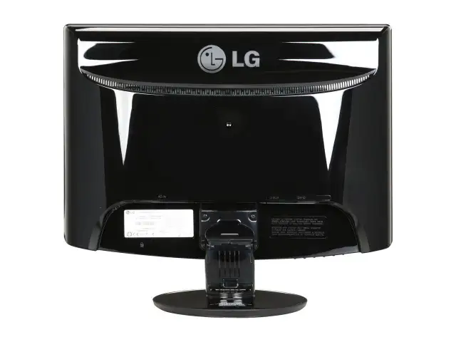 20'' Class Widescreen LCD Computer Monitor in Monitors in Markham / York Region - Image 4