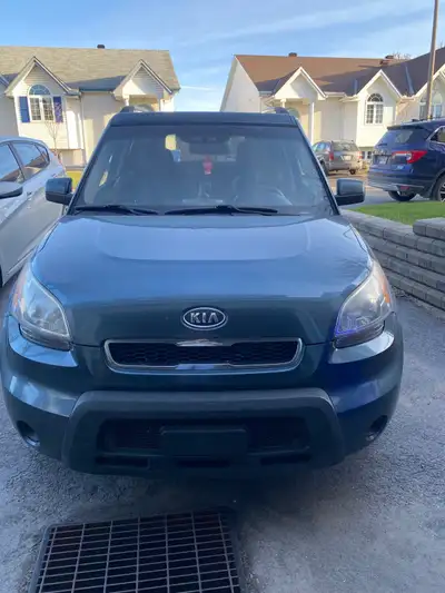 Kia Soul 2011/ très bon état. Fiable, bien entretenu et prêt à conduire: 163000 km. Pas de rouille/...