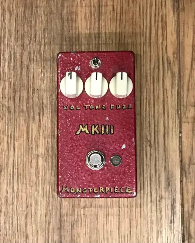 Monsterpiece FUZZ MKIII in Amps & Pedals in Calgary - Image 2