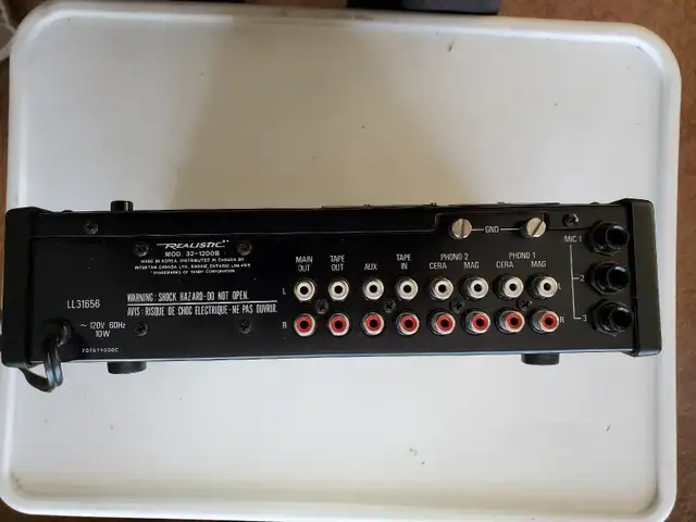 Stereo mixing console64840240647811121