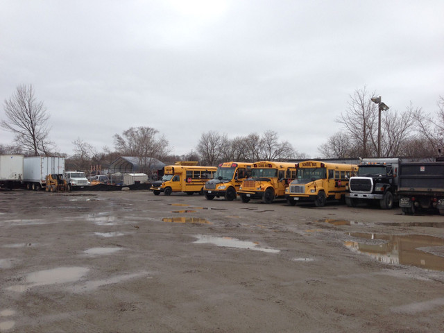 Truck, Trailer, Van and Bus Parking in Storage & Parking for Rent in Oshawa / Durham Region - Image 3