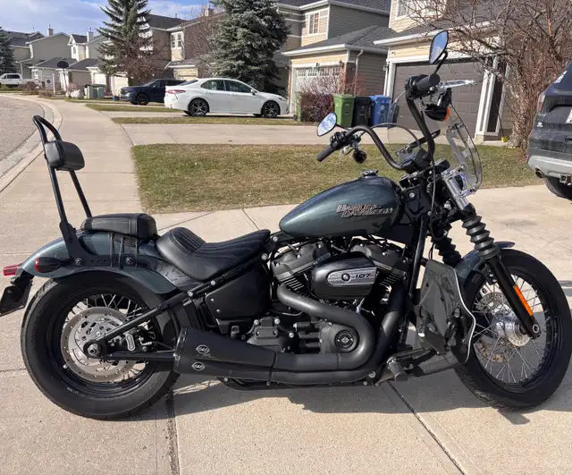 Harley-Davidson Street Bob FXBB in Street, Cruisers & Choppers in Calgary - Image 7