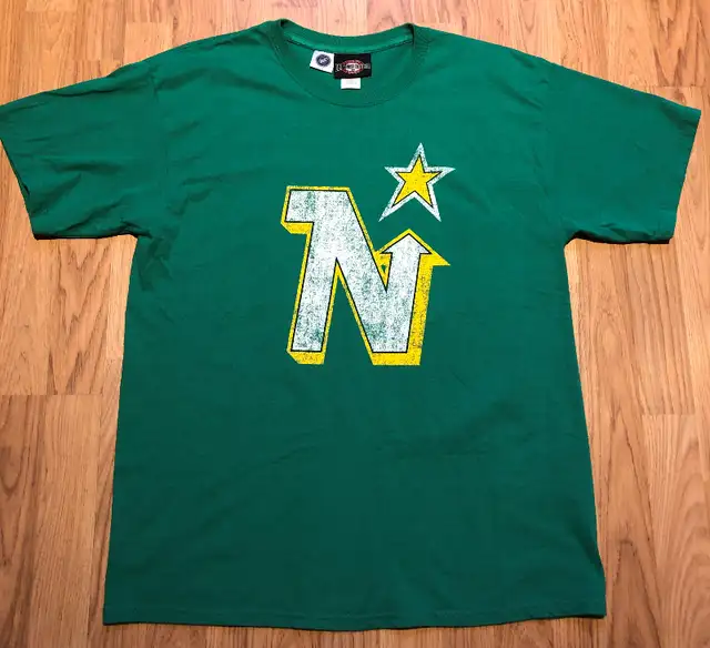 Vintage Hockey T-Shirts - NHL and Team Canada in Hockey in North Shore - Image 4