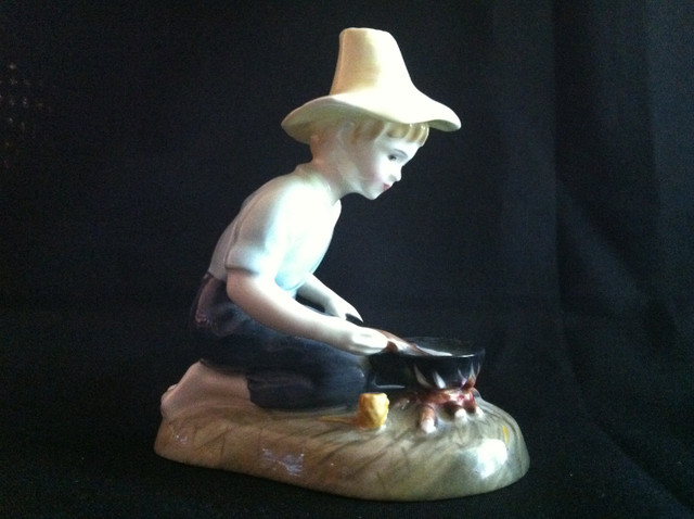ROYAL DOULTON HN2128 in Arts & Collectibles in Barrie - Image 4