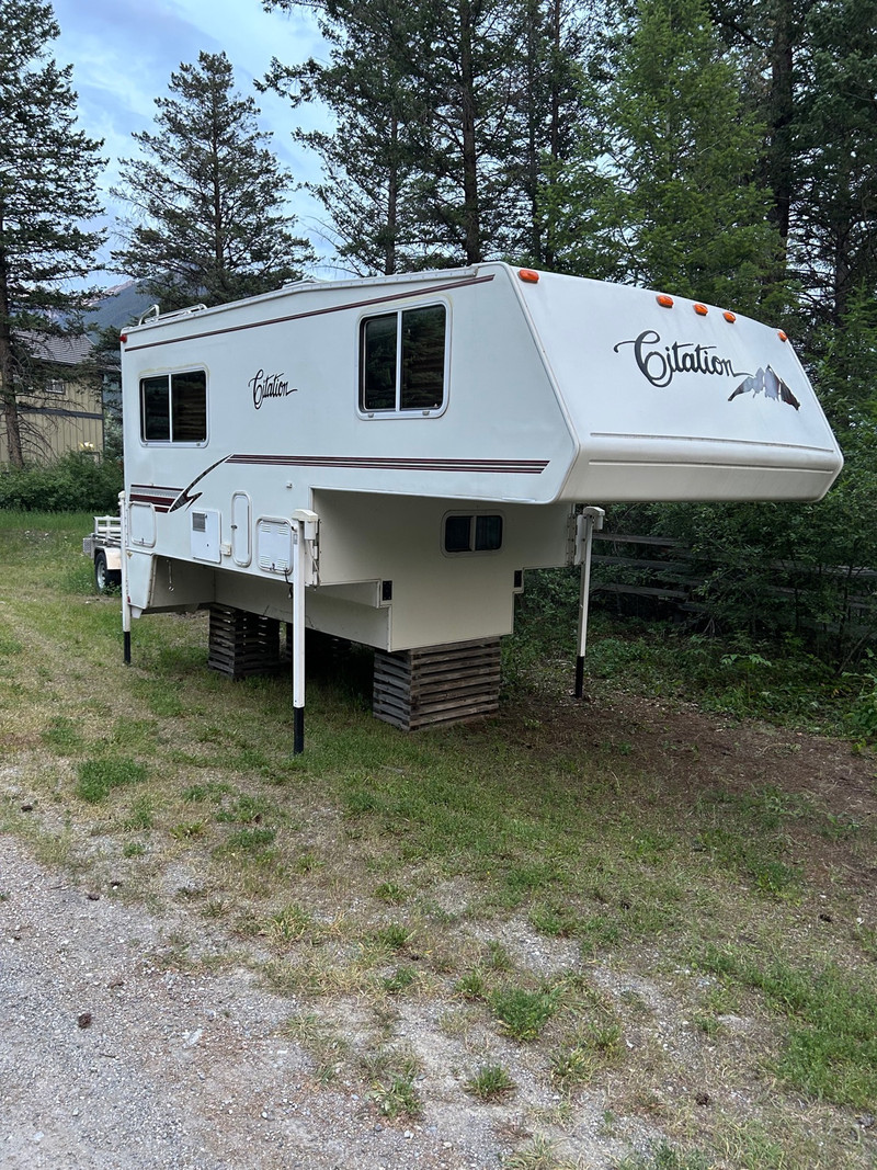 Citation 9'6" truck camper Travel Trailers & Campers Cranbrook Kijiji