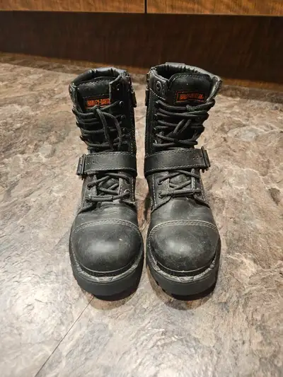 Harley Davidson boots size 7 (mens) or 8.5 (women)

, View more