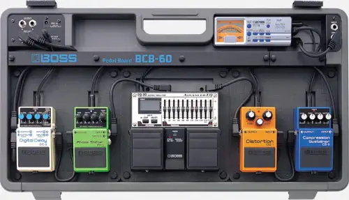 Boss bcb 60 Pedal Board in Amps & Pedals in Kitchener / Waterloo - Image 2