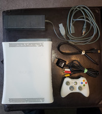 White XBOX 360 with Wireless Controller
