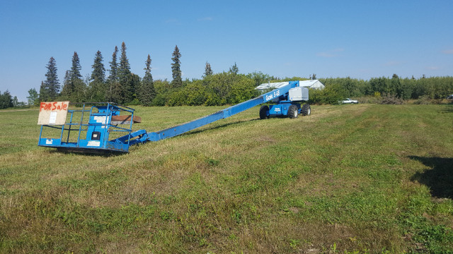 2000 genie s65 manlift boomlift in Heavy Equipment in Nipawin - Image 3
