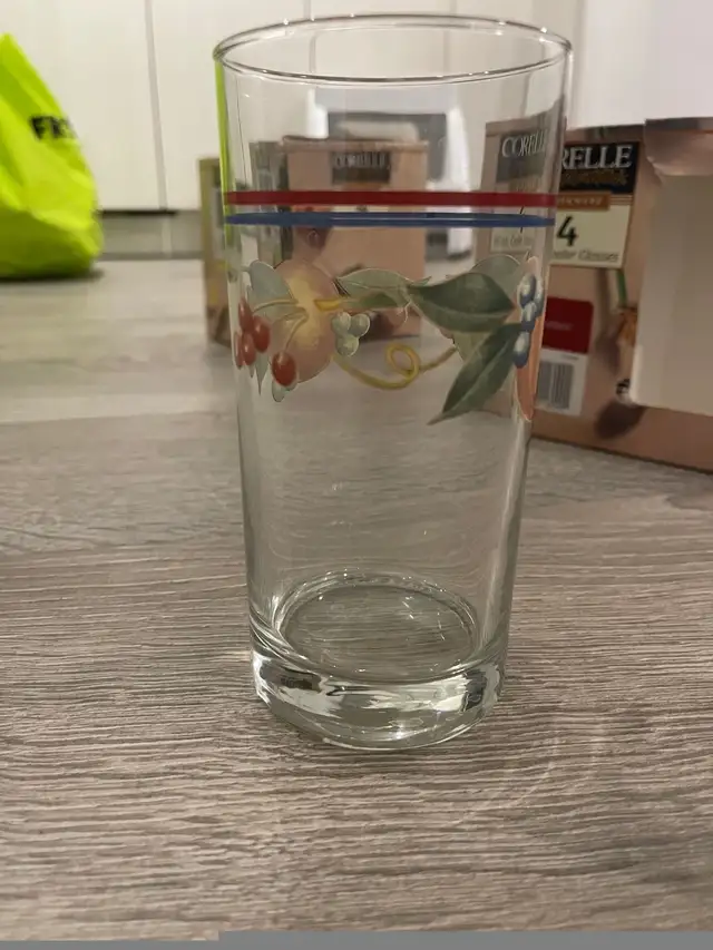 Corelle Abundance Drinking Glasses Tumblers - Set of 8 in Kitchen & Dining Wares in Oshawa / Durham Region - Image 5