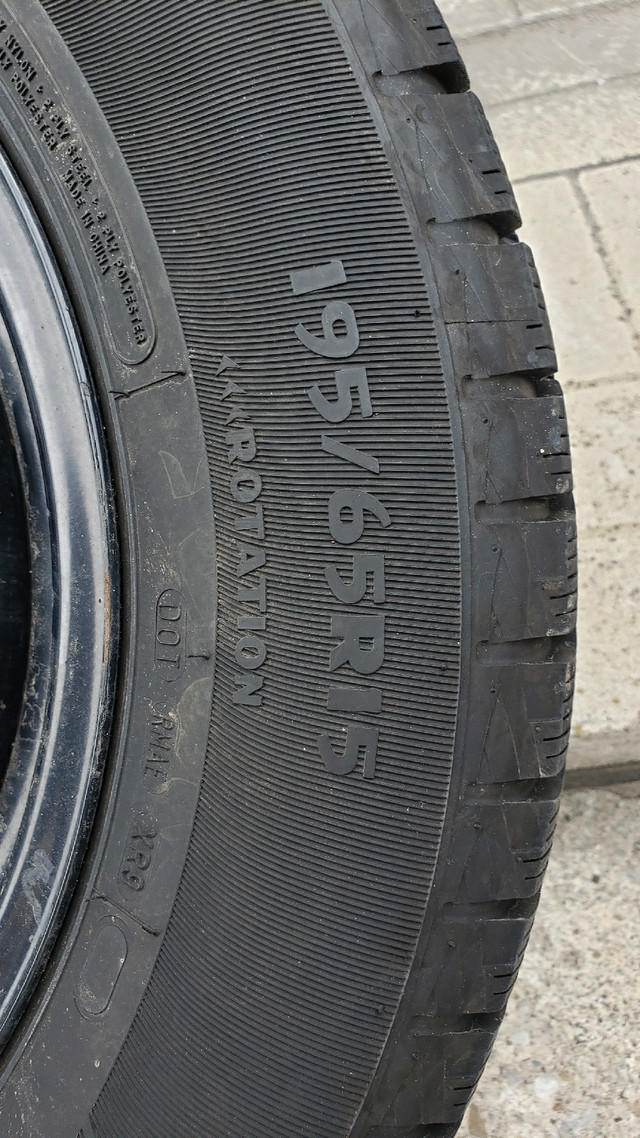 15" Winter Tires Like new in Tires & Rims in City of Toronto - Image 4