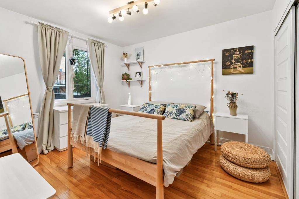 3 Beds 2 Baths Apartment — photo 1