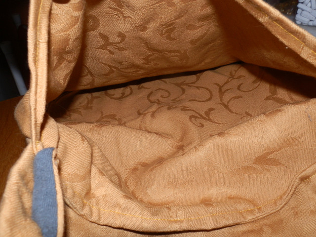 Messenger - Satchel Bag - Calvin and Hobbes/Star Wars Crossover in Women's - Bags & Wallets in Brantford - Image 3