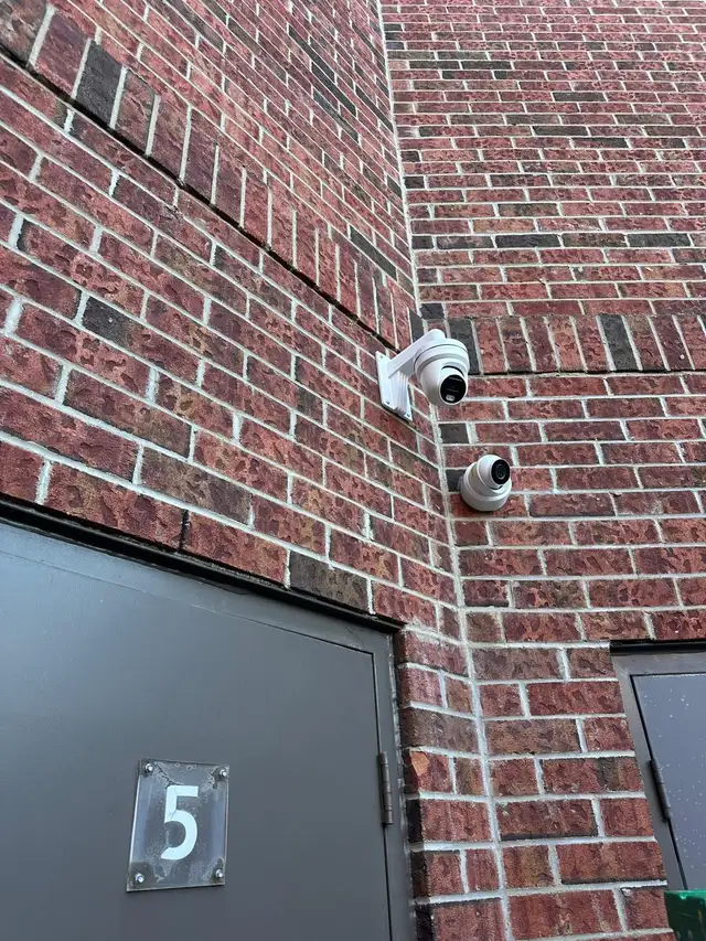 Security Cameras & Access Control Solutions - Subcontractor63235220228097122