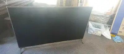 Télévision LG 70 pouces , View more