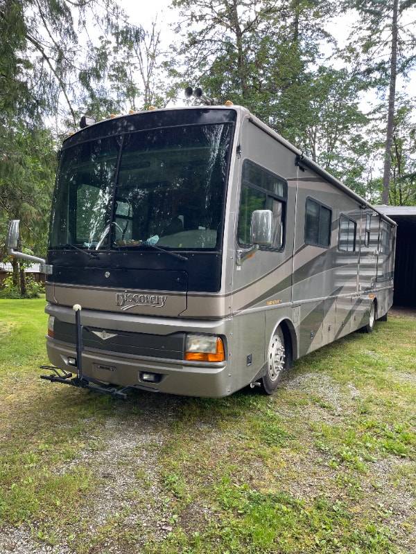 2004 39 foot fleetwood motorhome RVs & Motorhomes Port Alberni Kijiji