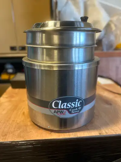 You are viewing a APW Wyott 11 Quart Food Warmer RCW-11SP. Overall measurements are 12-1⁄2" Dia x 10...
