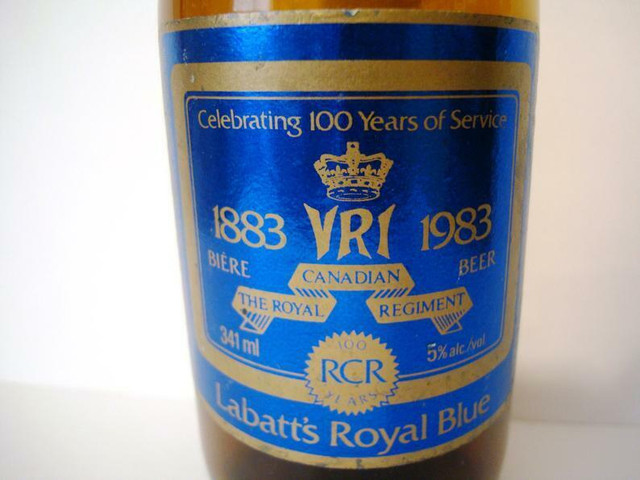 Vintage RCR Labatt Stubby Bottle 1983 in Arts & Collectibles in Cambridge - Image 4