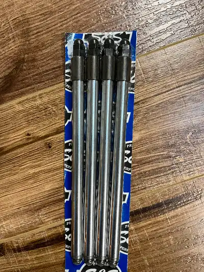 Brand new never used 93-5122. Also cometic Brand new never used. Push tube O rings 9586