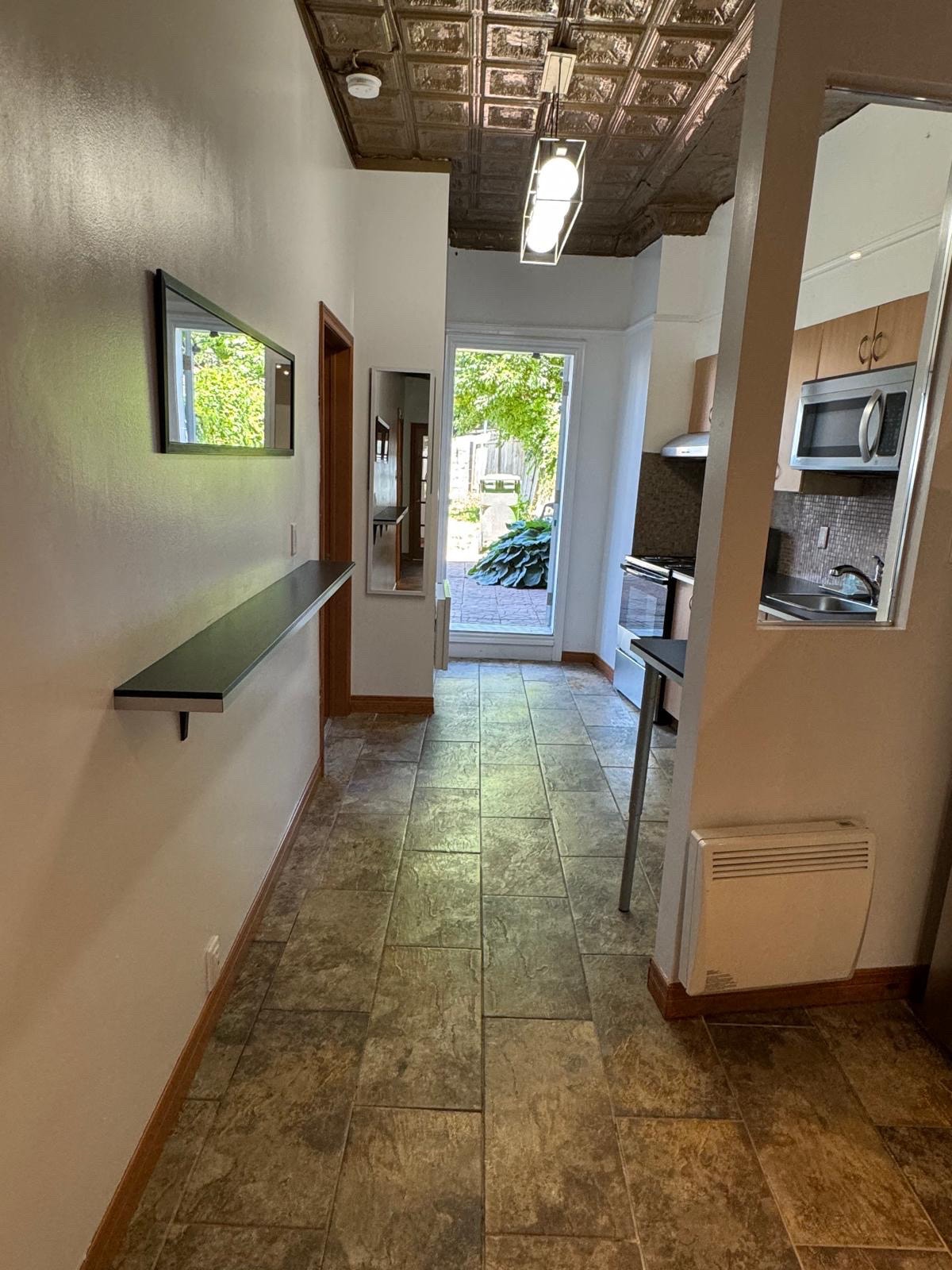 2 bed 1 bath in Lachine — photo 3
