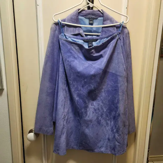2 piece Skirt Jacket in Women's - Dresses & Skirts in Kingston - Image 3