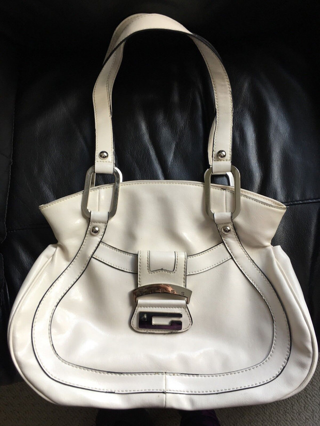 GUESS Handbag  in Women's - Bags & Wallets in Red Deer