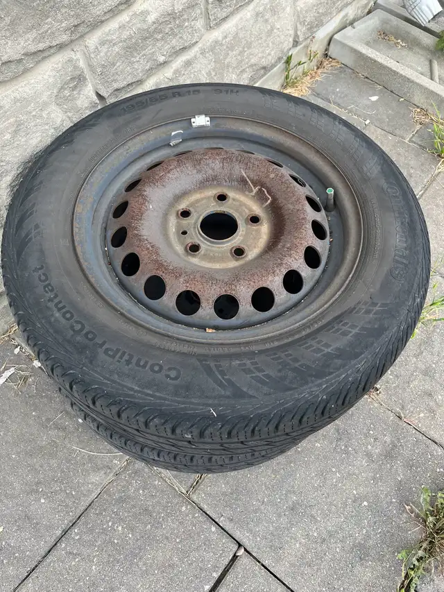 Winter tires 195/65r15 in Tires & Rims in Markham / York Region - Image 9