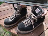 boot, boots, hiking, black suede, new, size 10