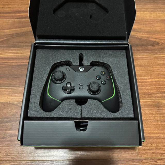 Razer Wolverine V2 Xbox Series X/S One New in Xbox Series X & S in City of Halifax - Image 4