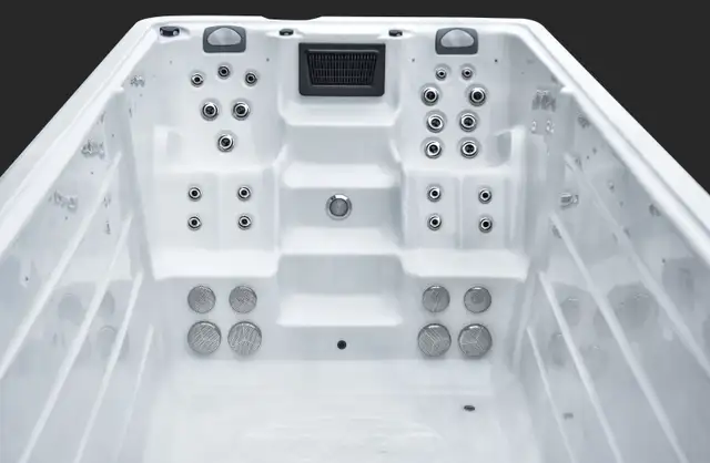 BLOWOUT SALE! Brand New 20ft Swim Spas-Free Delivery and CraneLI in Hot Tubs & Pools in Stratford - Image 4