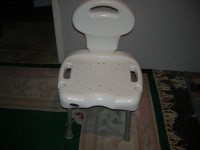 SHOWER CHAIR WHITE GREAT SHAPE ADJUSTABLE LEGS