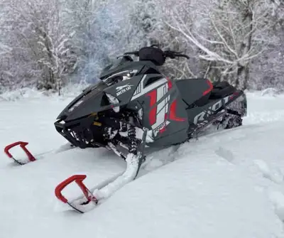 2022 Arctic Cat Riot X 8000 ES ATAC **Reason for selling is absolutely no time to ride, has barely b...