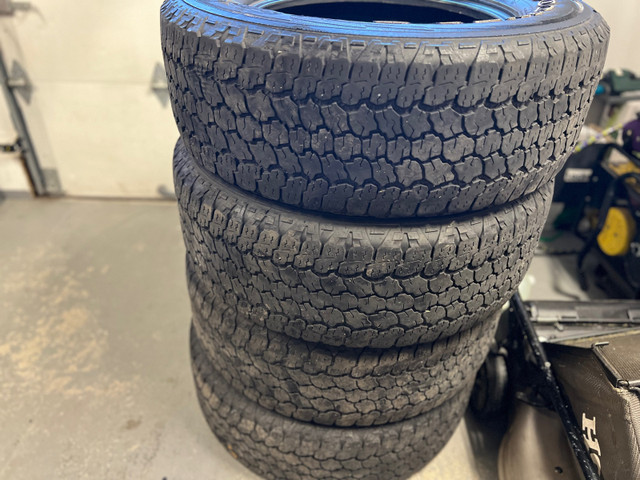 Pneus GOODYEAR WRANGLER KEVLAR LT275/65R18 dans Pneus et jantes  à Longueuil/Rive Sud - Image 2