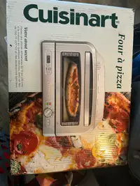 Cuisinart brand new and never used Large pizza oven. Cuisinart 