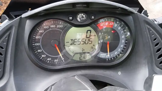 Can Am Spyder in Street, Cruisers & Choppers in City of Montréal - Image 5