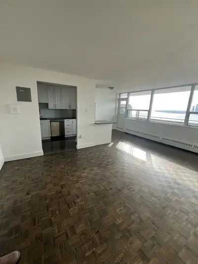 A private master bedroom is available in a 2 bed, 1 bath apartment on the 18th floor starting May 1s...